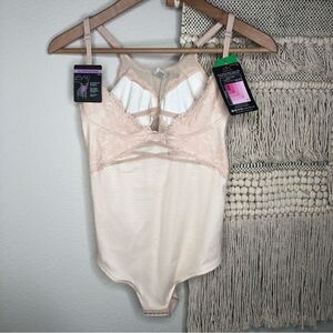 Maidenform Shapewear Bodysuit 